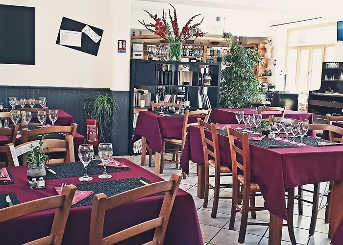 La Petite Maison Des Artistes